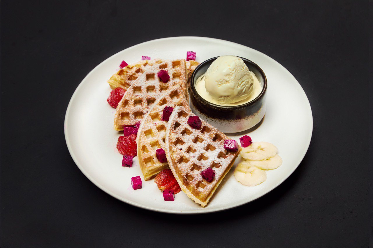 The plan classic waffle with fruit and ice cream 